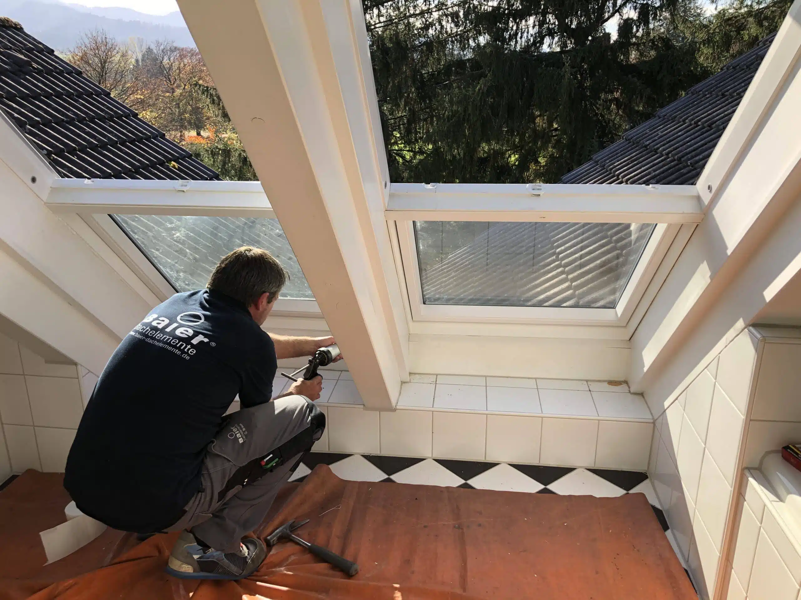 Dachfenstersanierung Velux-Kombination